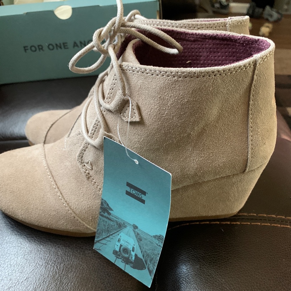 Brand new Women’s Toms Kala booties
